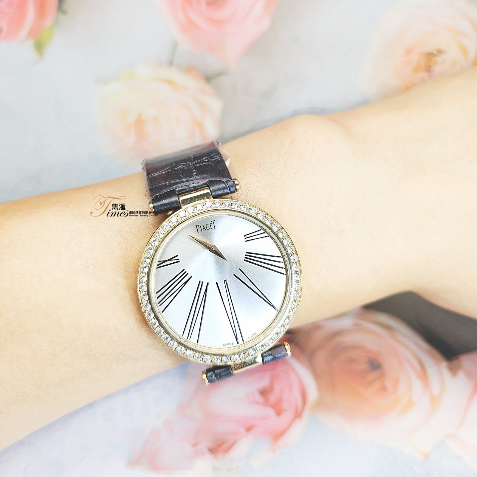 Piaget 18K黃金石英雙錶面原裝鑽石圈銀面羅馬字原裝鑽石扣皮帶Limelight Gala (35mm) - Image 5