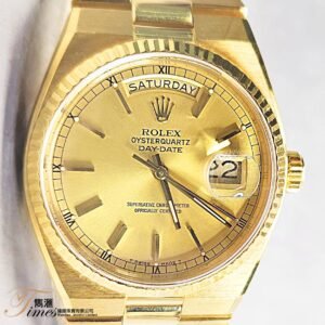 Rolex 18K黃金石英日曆星期金面條字Day-Date Oysterquartz Ref:19018 (連發票)行貨